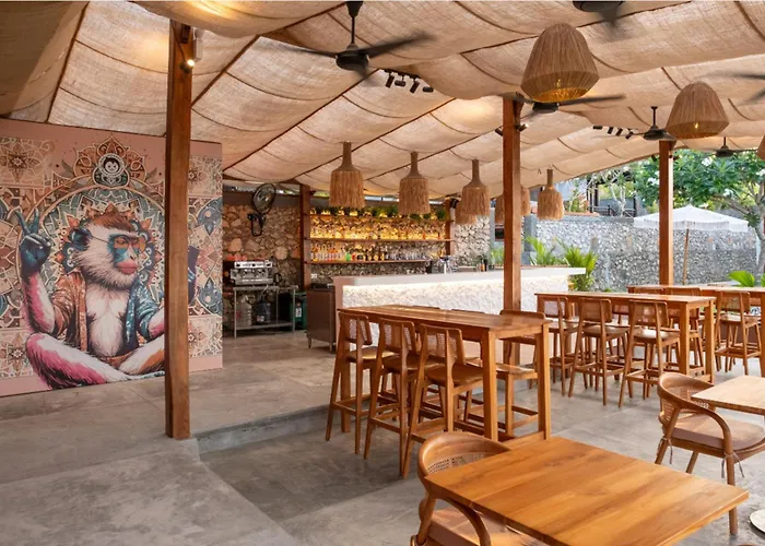 Mad Monkey * Nusa Lembongan